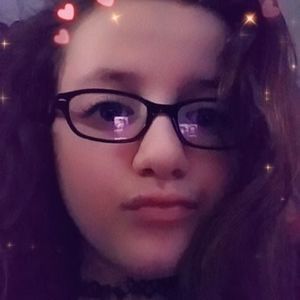 Meet your Posher, Michaelia